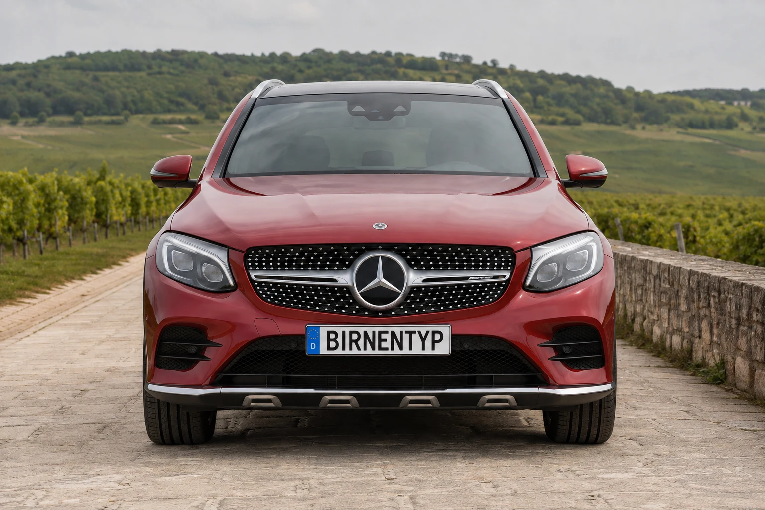 Frontansicht des Mercedes-Benz GLC / GLC-Coupé 1. Gen (Mercedes-AMG GLC 43 / GLC 63 S 4MATIC+) (mit KI erzeugt)