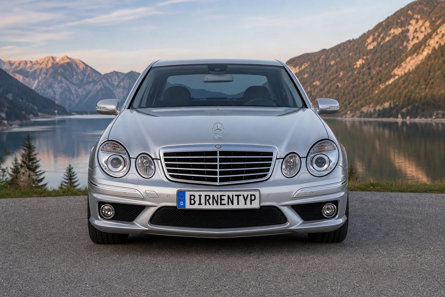 Frontansicht des Mercedes-Benz E-Klasse (Mercedes-AMG E 55 / E 63 V8) (mit KI erzeugt)