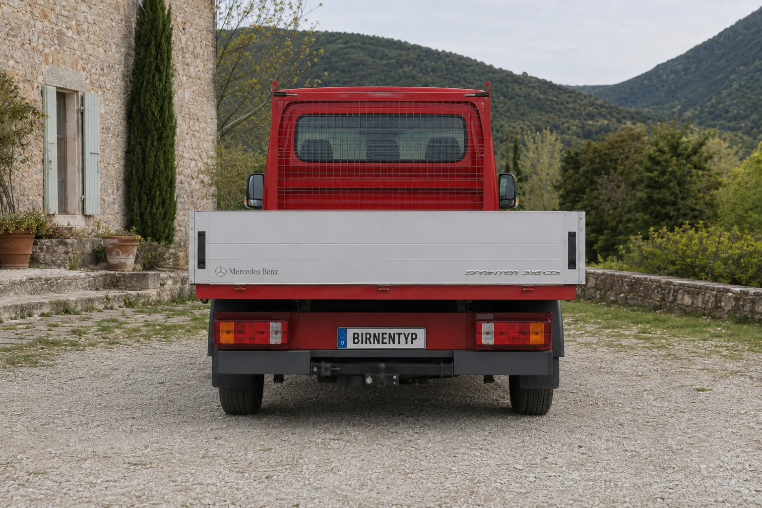 Heck-Ansicht des Mercedes-Benz Sprinter 2 (Pritsche / Fahrgestell / Kipper (W906)) (mit KI erzeugt)