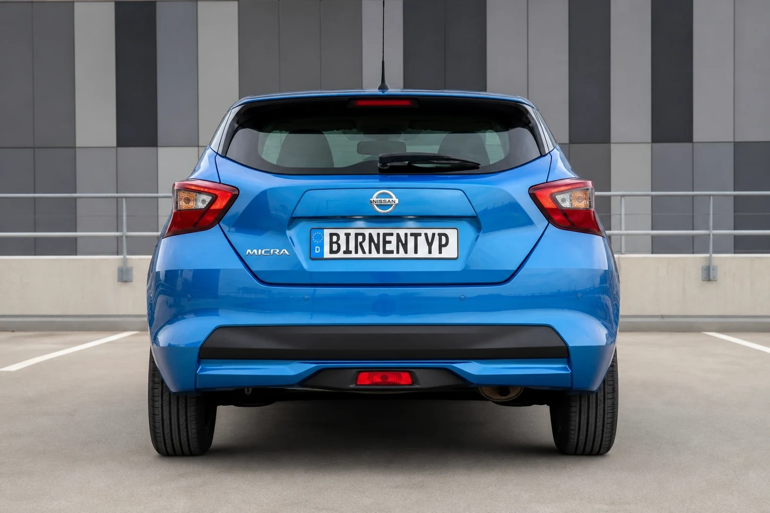 Heck-Ansicht des Nissan Micra 5. Gen (mit KI erzeugt)