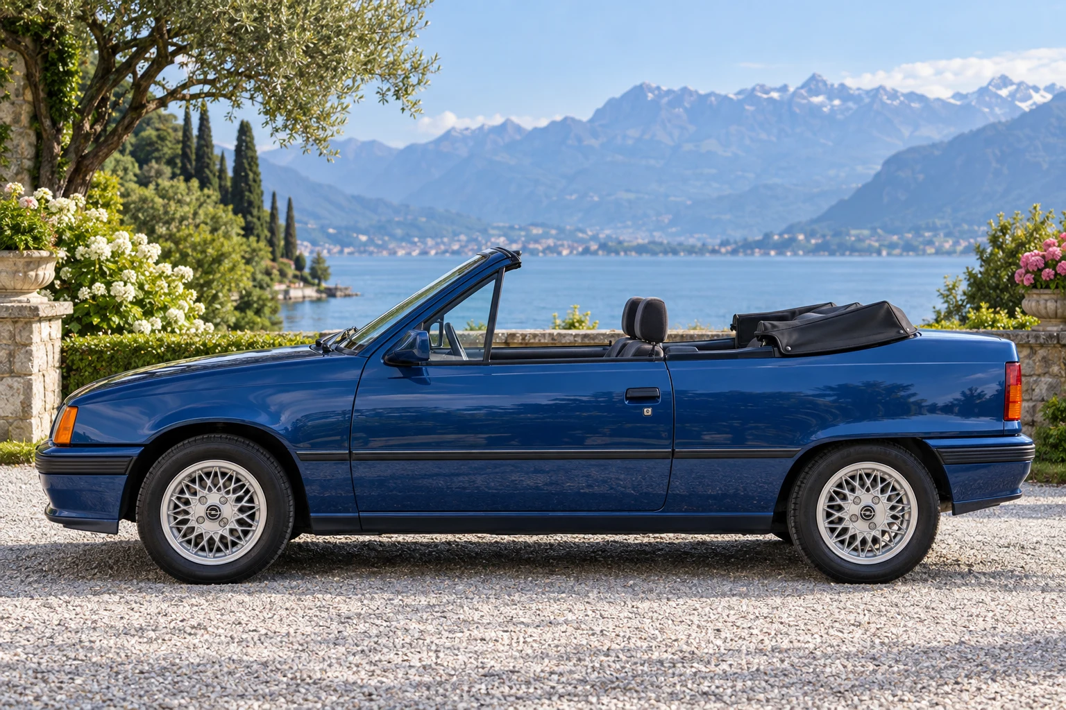 Seitenansicht (Fahrerseite) des Opel Kadett 5 als Cabriolet (Bertone) (mit KI erzeugt)