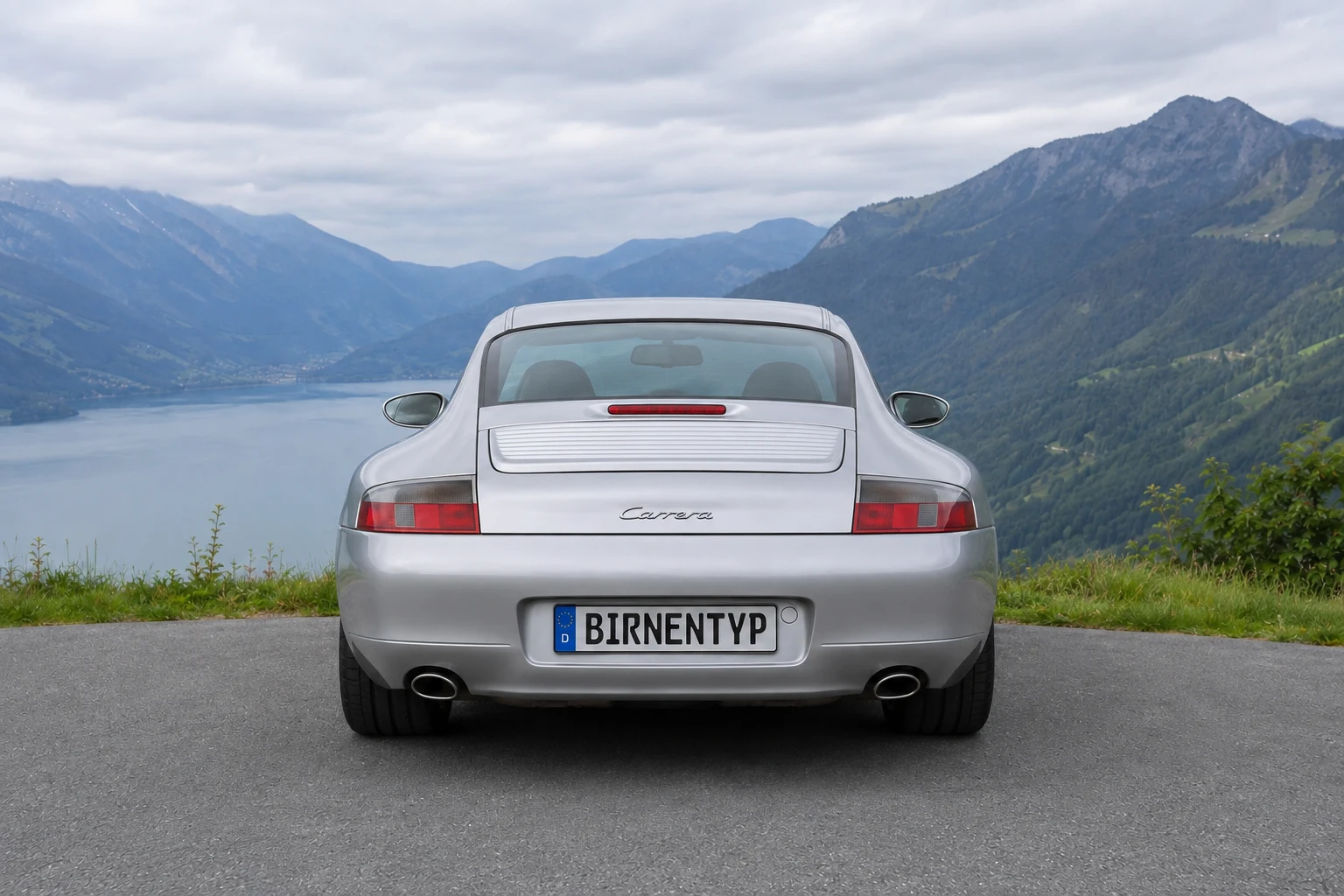 Heck-Ansicht des Porsche 911 5 (mit KI erzeugt)