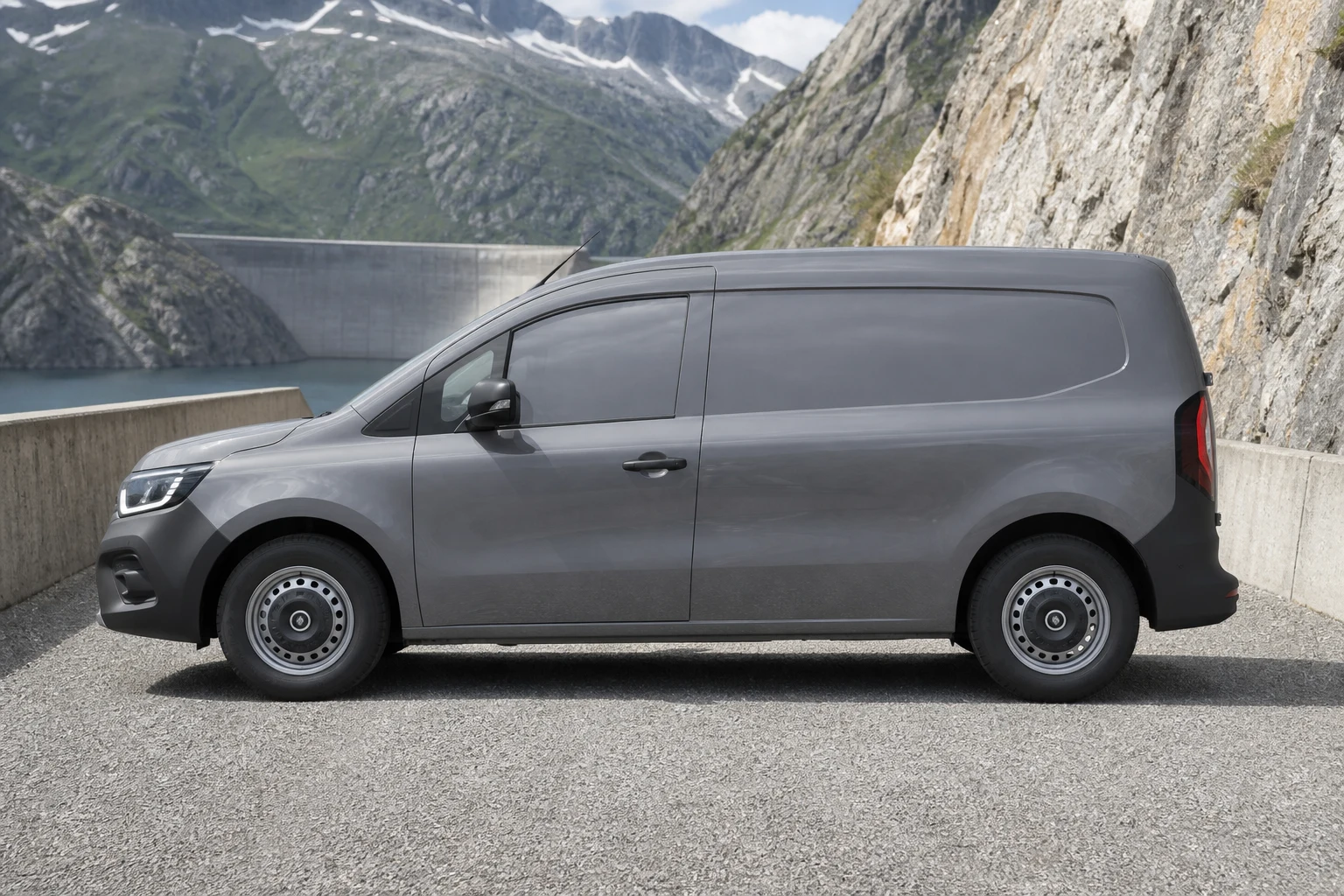 Seitenansicht (Fahrerseite) des Renault Kangoo 3 als Rapid / Kastenwagen (mit KI erzeugt)