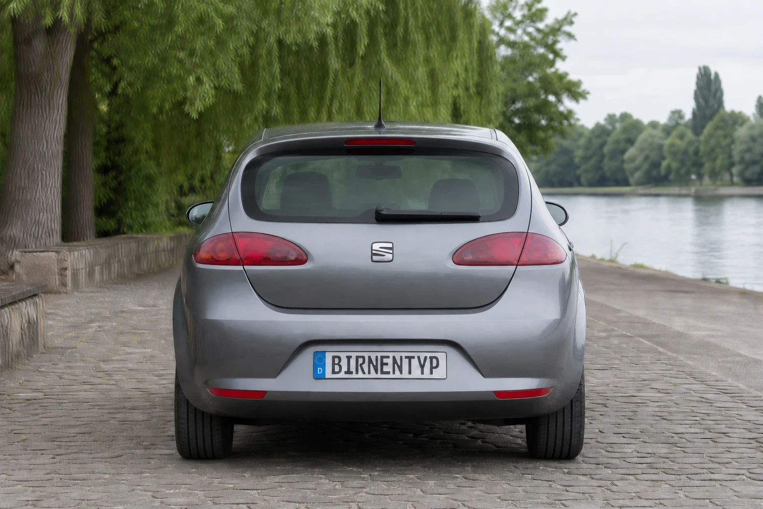 Heck-Ansicht des Seat Leon 2. Gen (mit KI erzeugt)