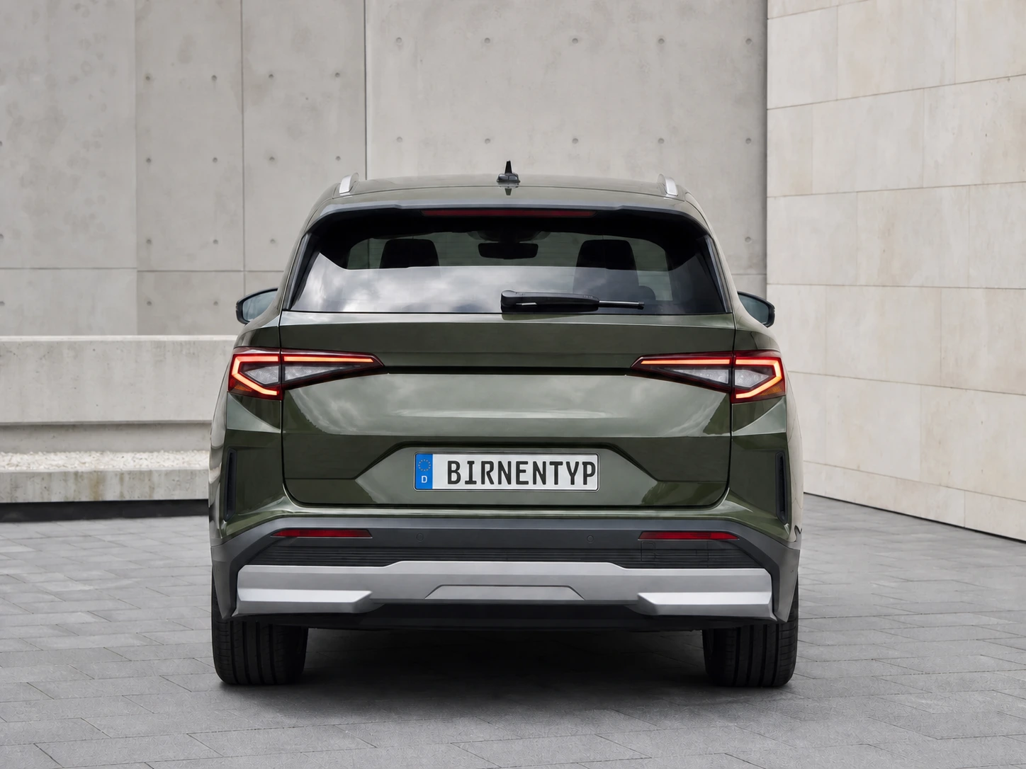 Heck-Ansicht des Škoda Enyaq 1 (SUV (Nach-Facelift)) (mit KI erzeugt)