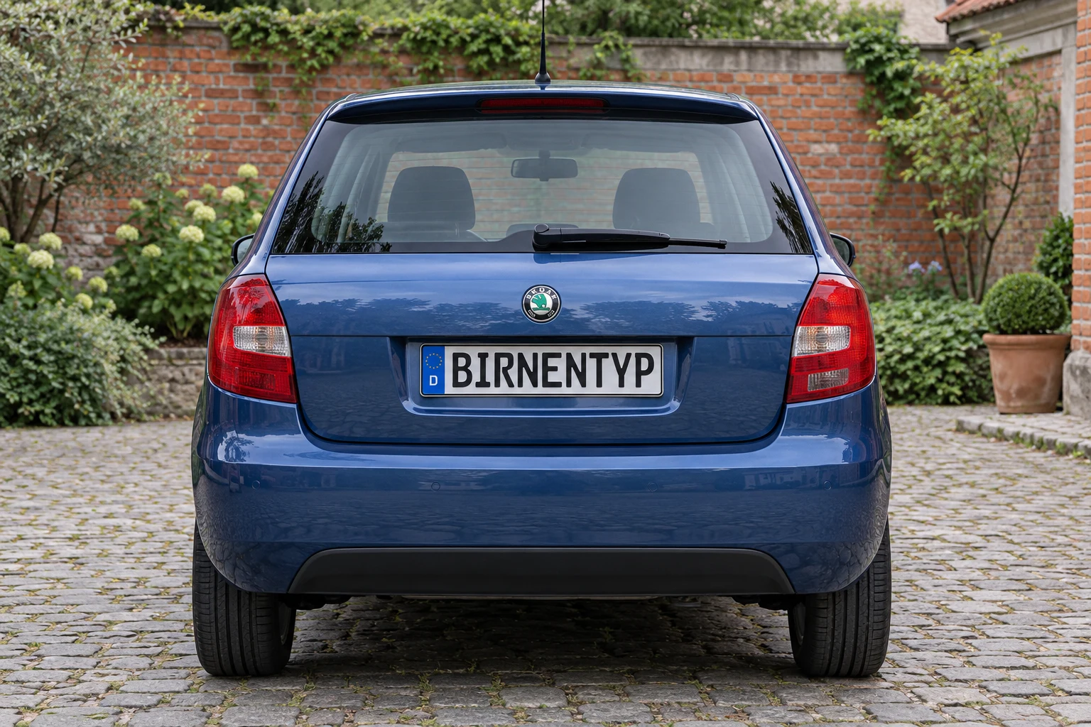 Heck-Ansicht des Škoda Fabia 1 (mit KI erzeugt)