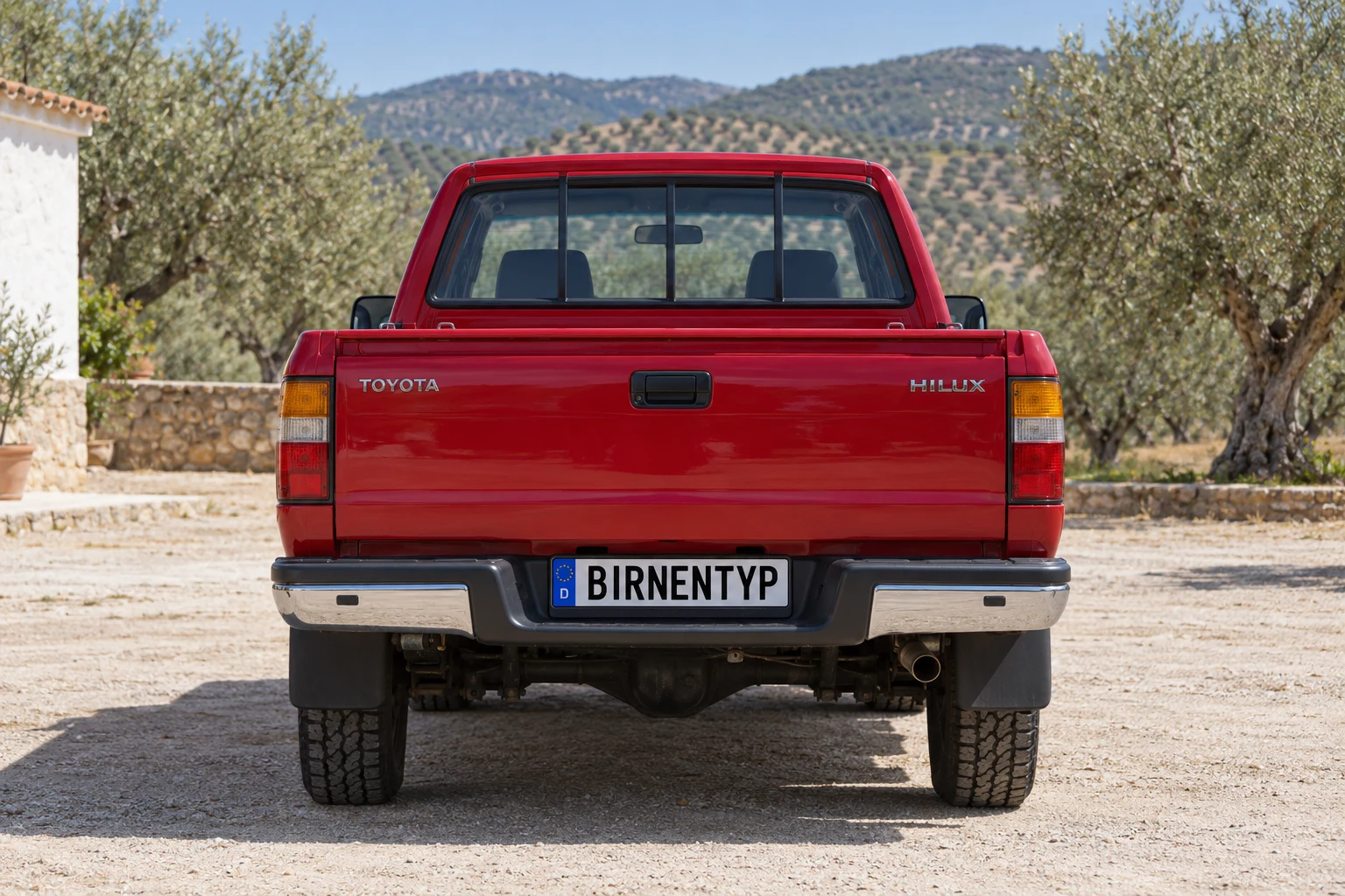 Heck-Ansicht des Toyota Hilux 2 (mit KI erzeugt)