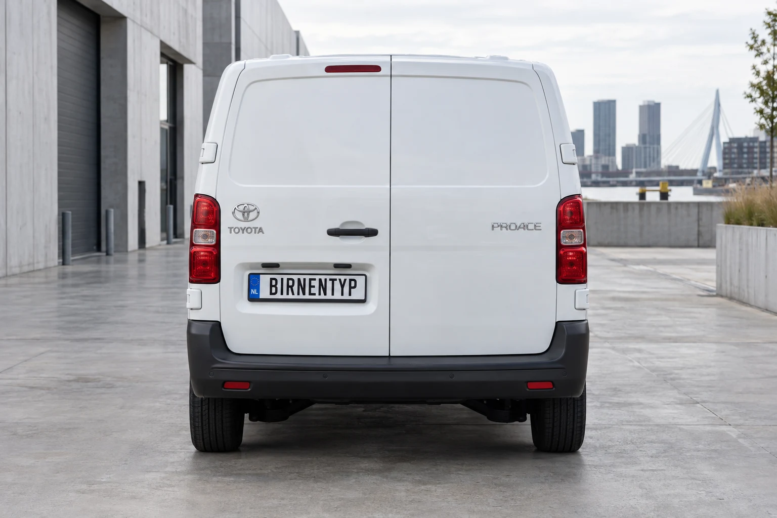 Heck-Ansicht des Toyota Proace (mit KI erzeugt)