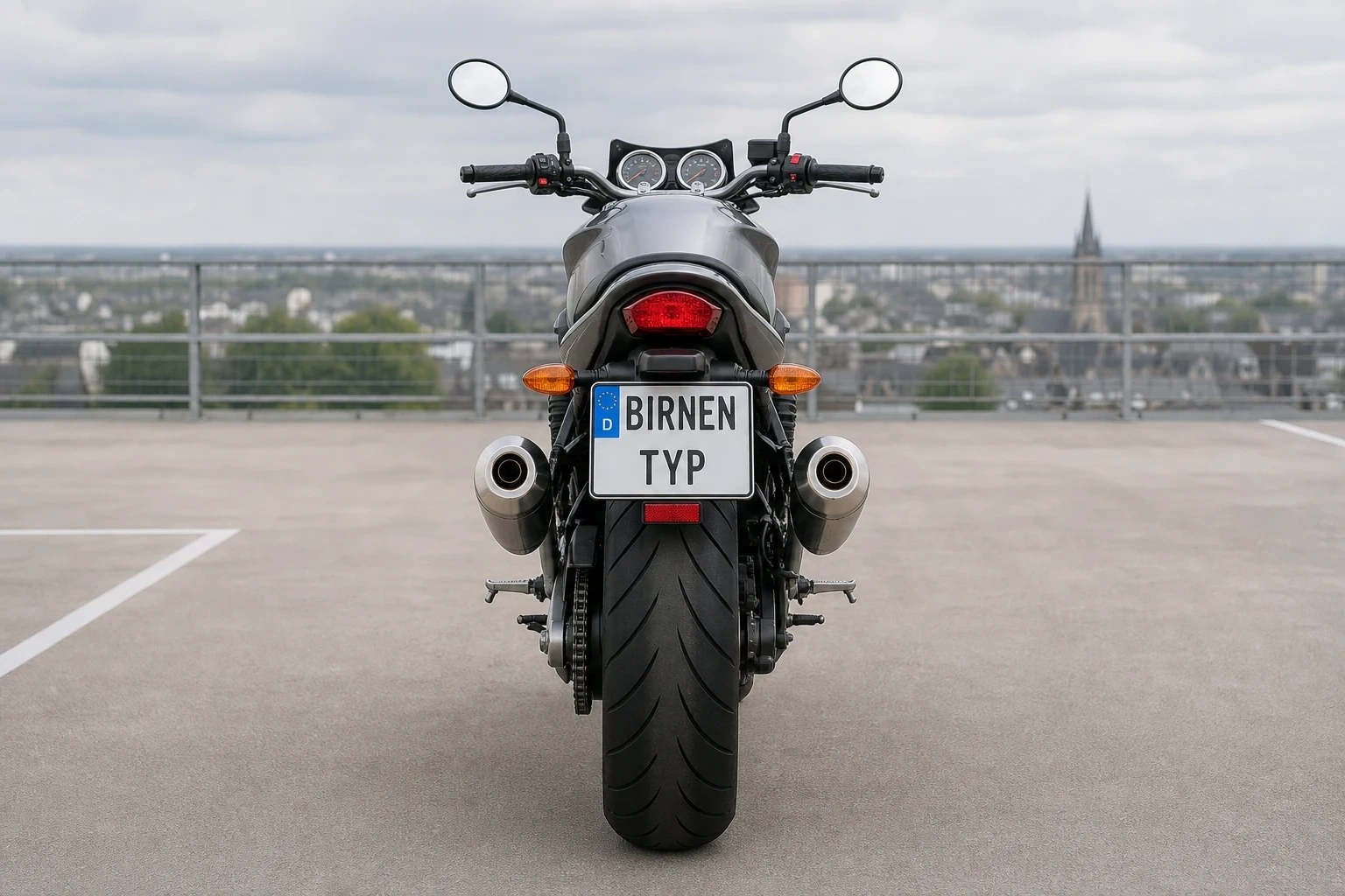 Heck-Ansicht der Triumph Speed-Triple (mit KI erzeugt)