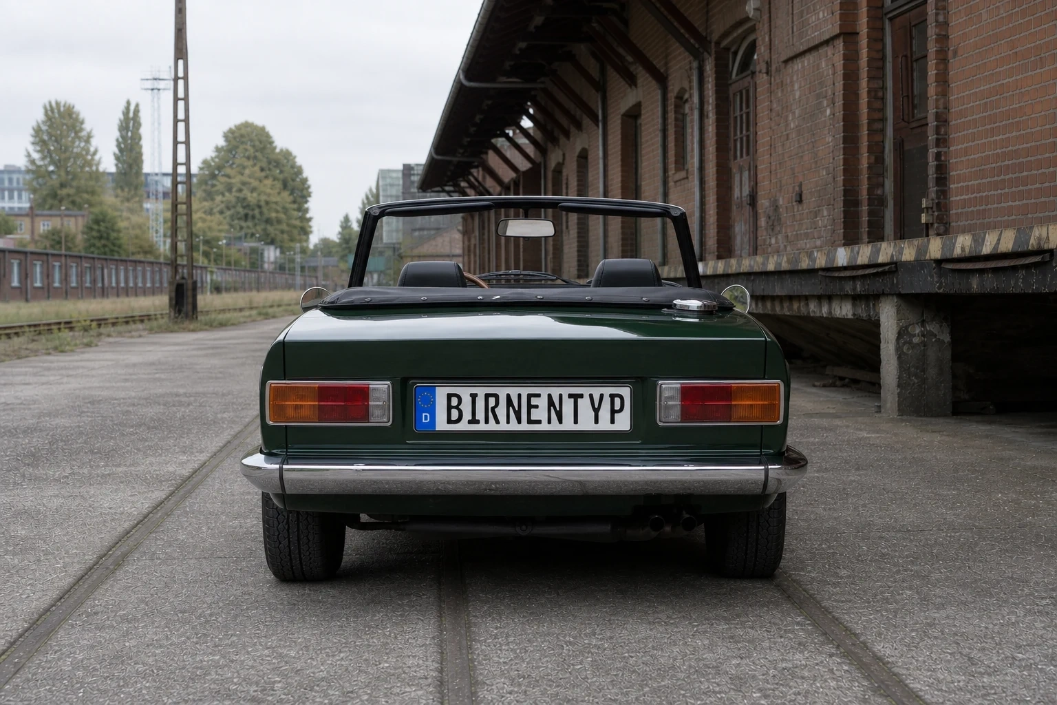 Heck-Ansicht des Triumph TR6 (mit KI erzeugt)