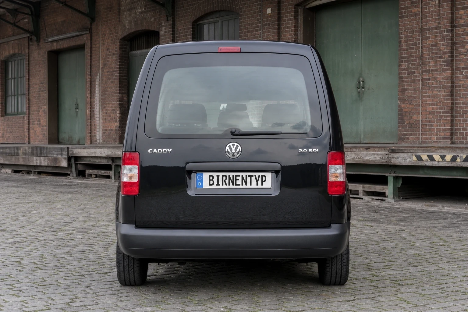 Heck-Ansicht des VW Caddy 3. Gen (VOR Facelift) (mit KI erzeugt)