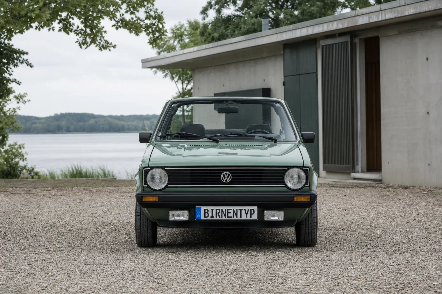 Frontansicht des VW Golf 1 (Cabriolet) (mit KI erzeugt)