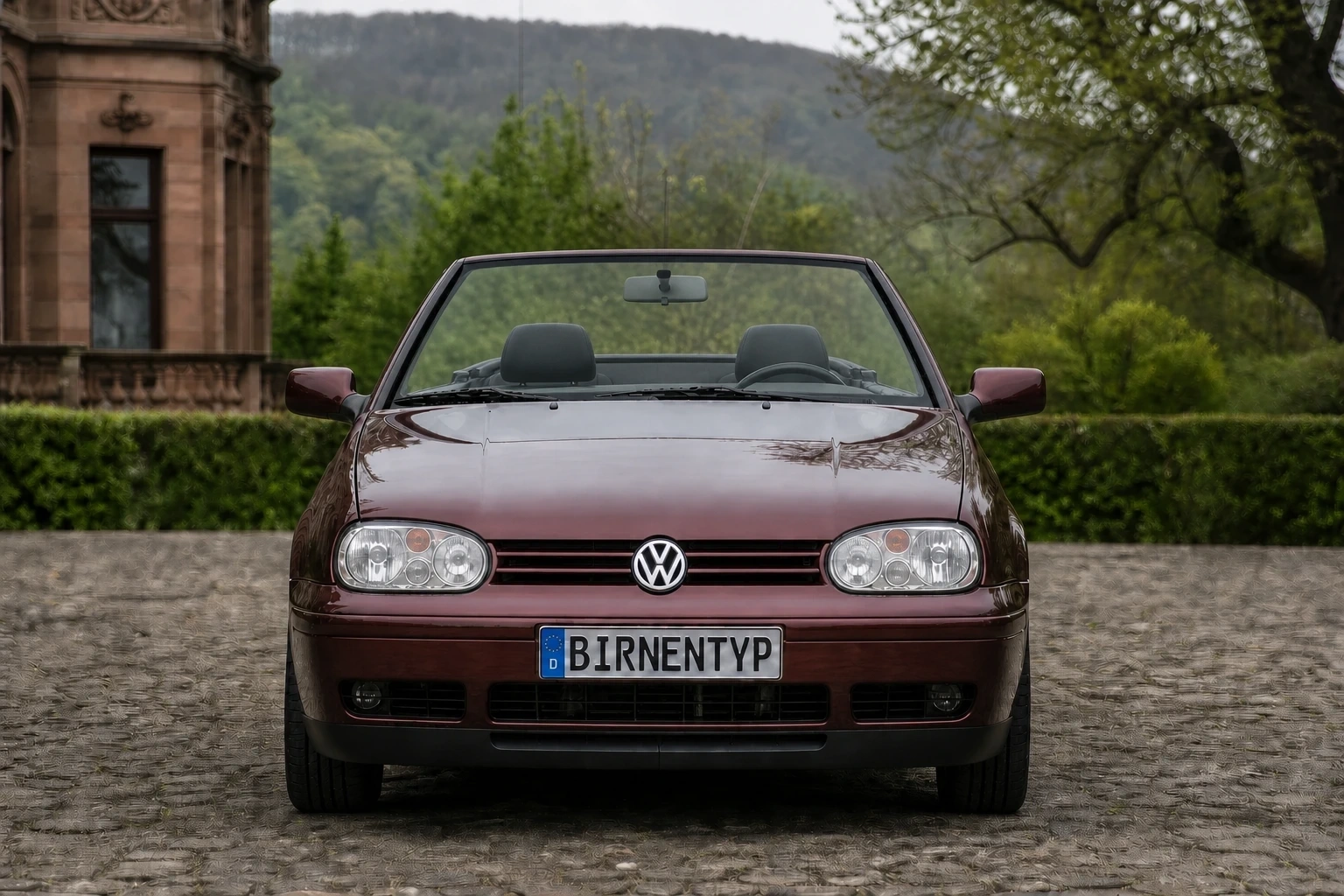 Frontansicht des VW Golf 3 (Golf IV Cabriolet (basiert auf Golf 3)) (mit KI erzeugt)