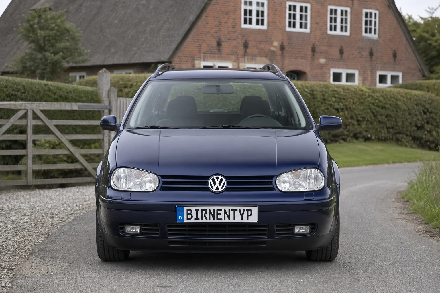 Frontansicht des VW Golf IV (Variant) (mit KI erzeugt)