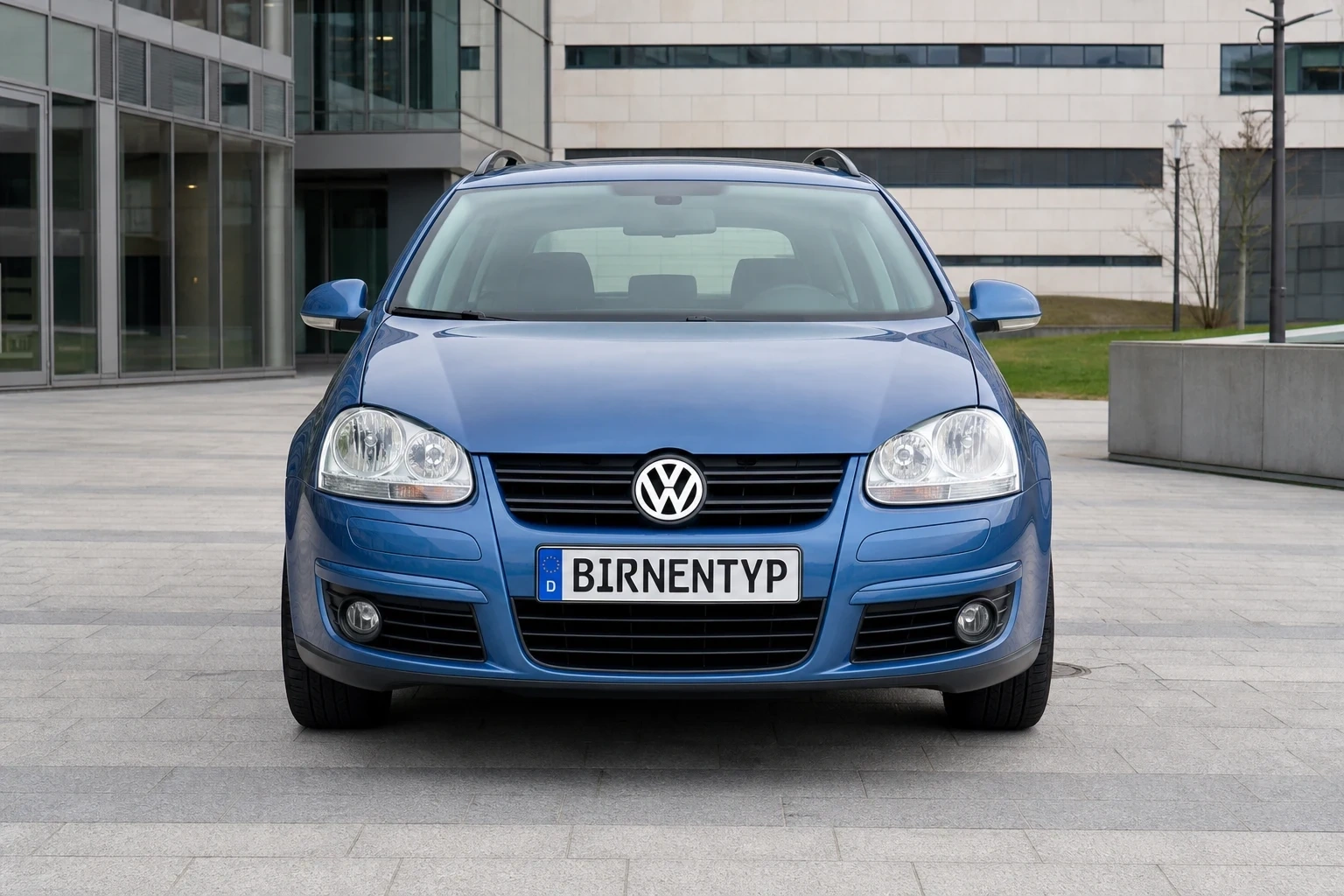 Frontansicht des VW Golf 5 (Variant) (mit KI erzeugt)