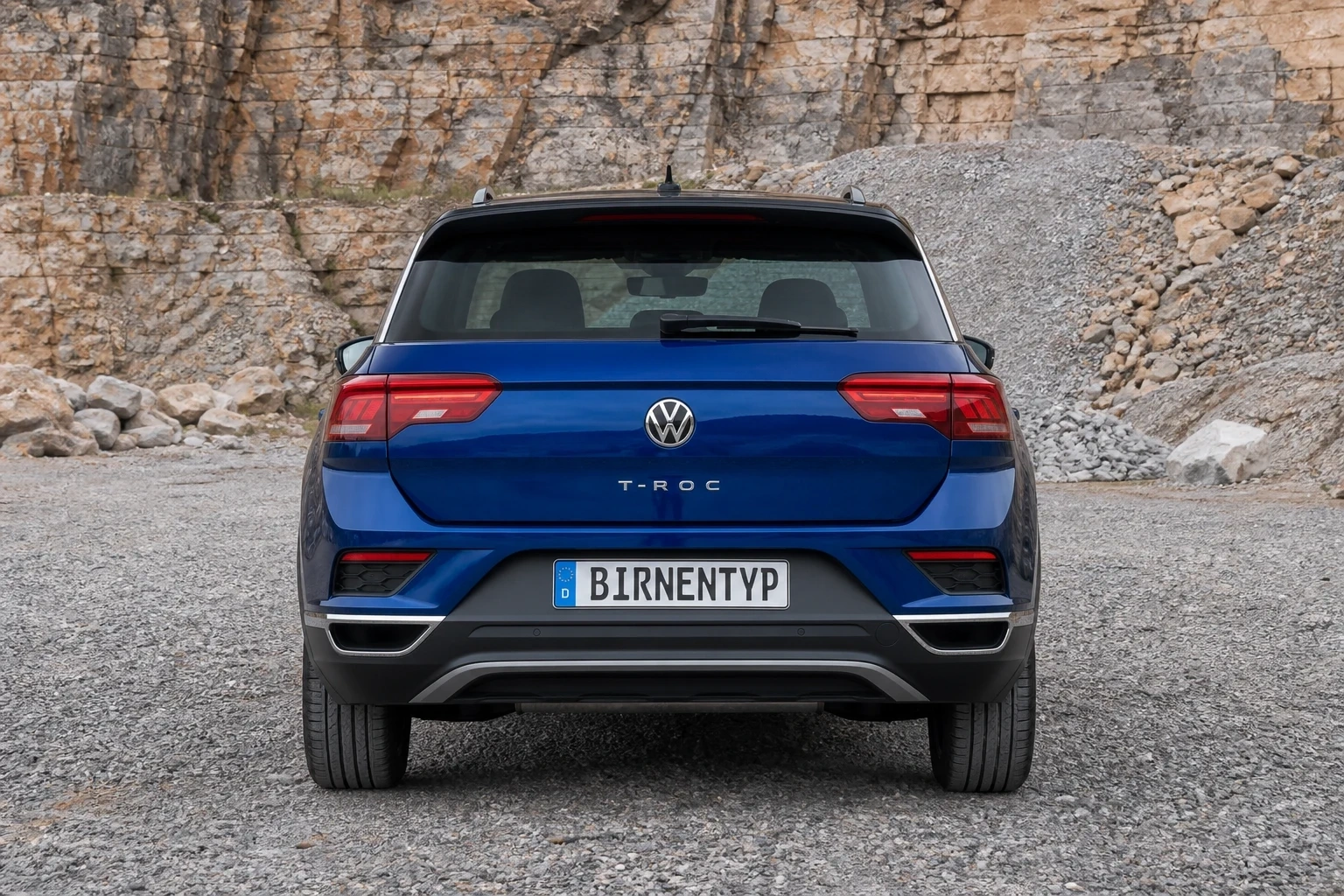 Heck-Ansicht des VW T-Roc 1. Gen (mit KI erzeugt)