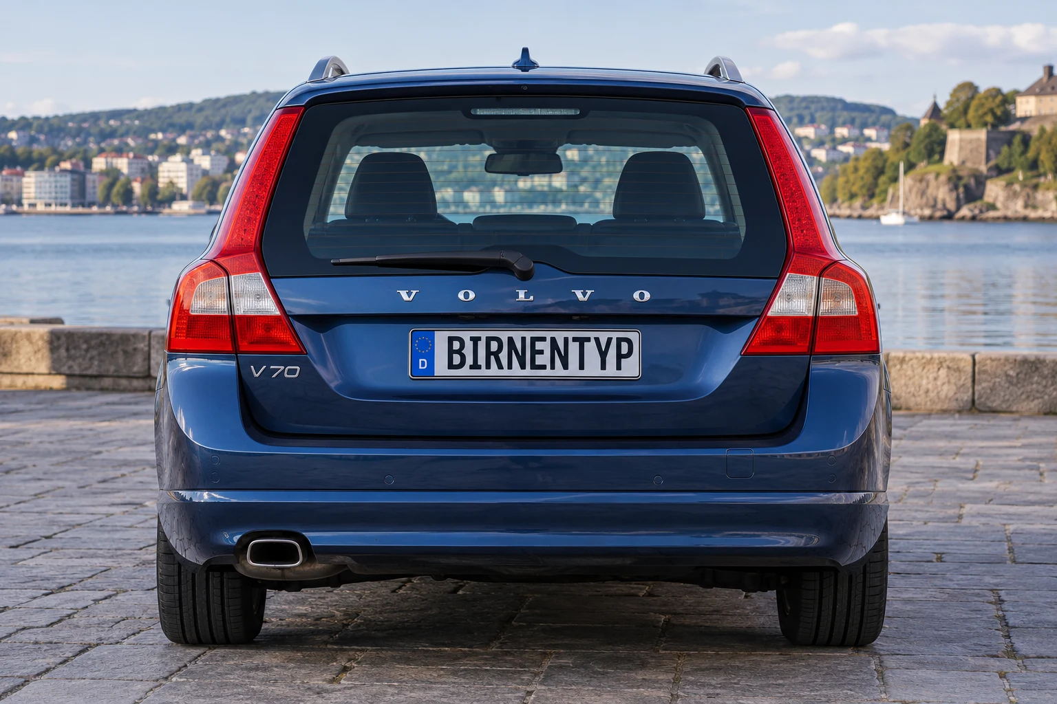 Heck-Ansicht des Volvo V70 3 (mit KI erzeugt)