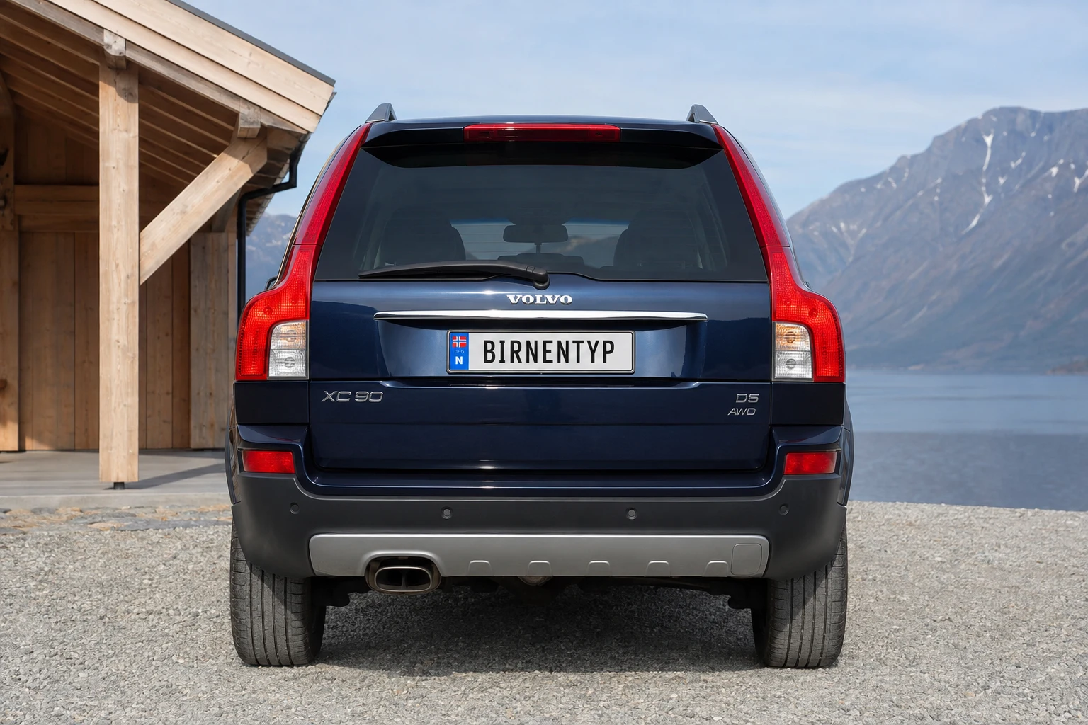 Heck-Ansicht des Volvo XC90 1 (mit KI erzeugt)