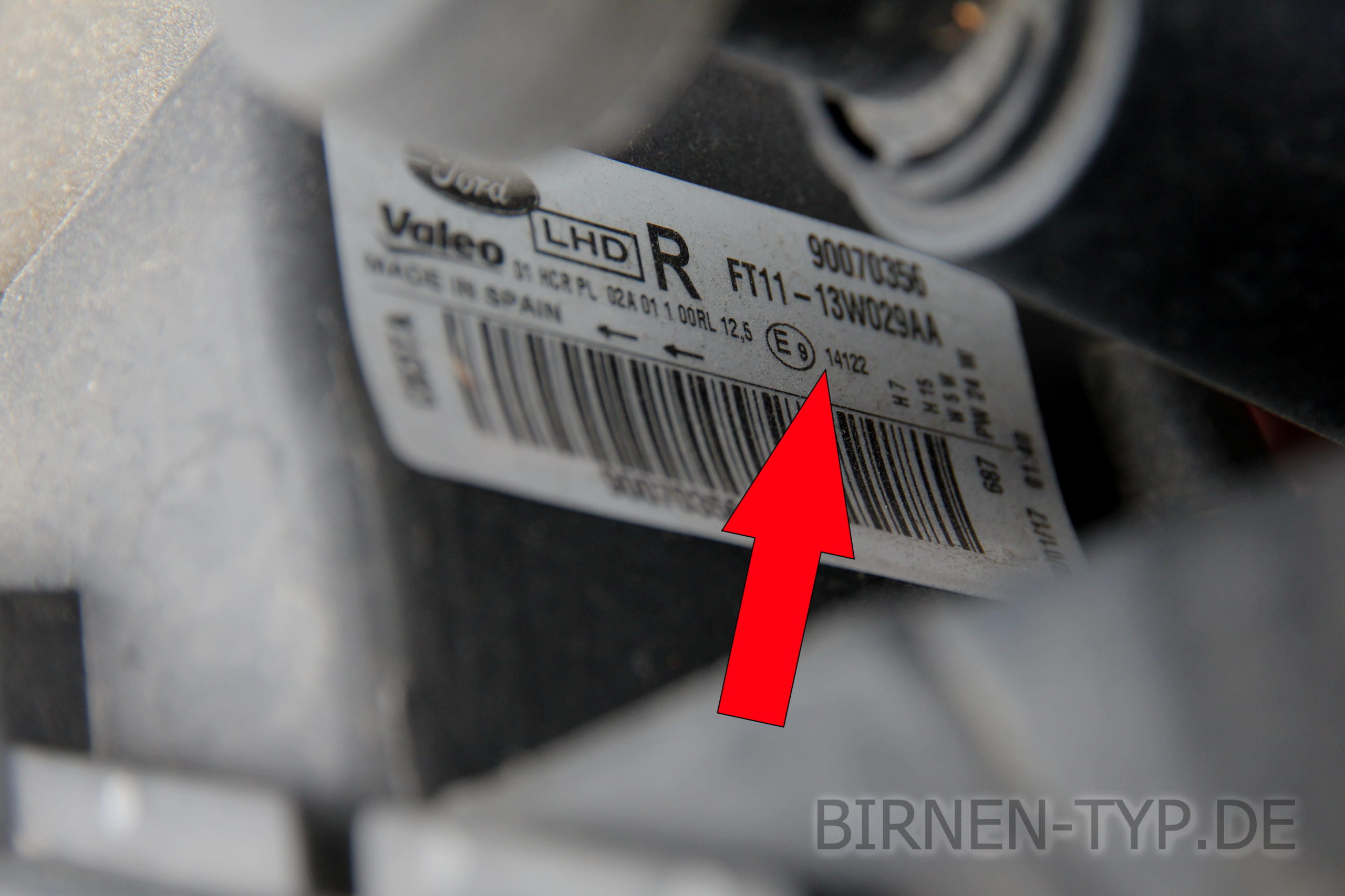 Scheinwerfer Ford Tourneo Connect 2 5-Türer, kurz & lang V408 - PH2_PJ2 H7 H15 H11 Birne Birnchen Lampe Leuchte Wechsel Ersatz Tausch Licht Halogen Reparatur Defekt kaputt IMG_0109.JPG