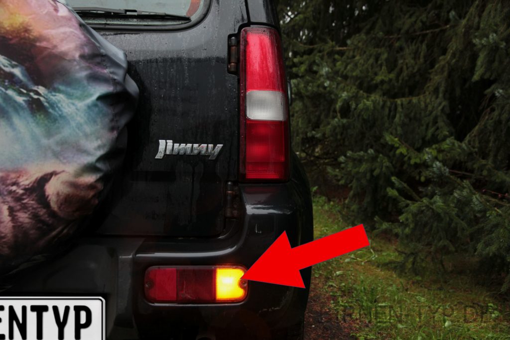 Blinker-Birne hinten links oder rechts im Rücklicht des Suzuki Jimny 1 geht nicht Welche ist die korrekte Birne W16W Wackelkontakt