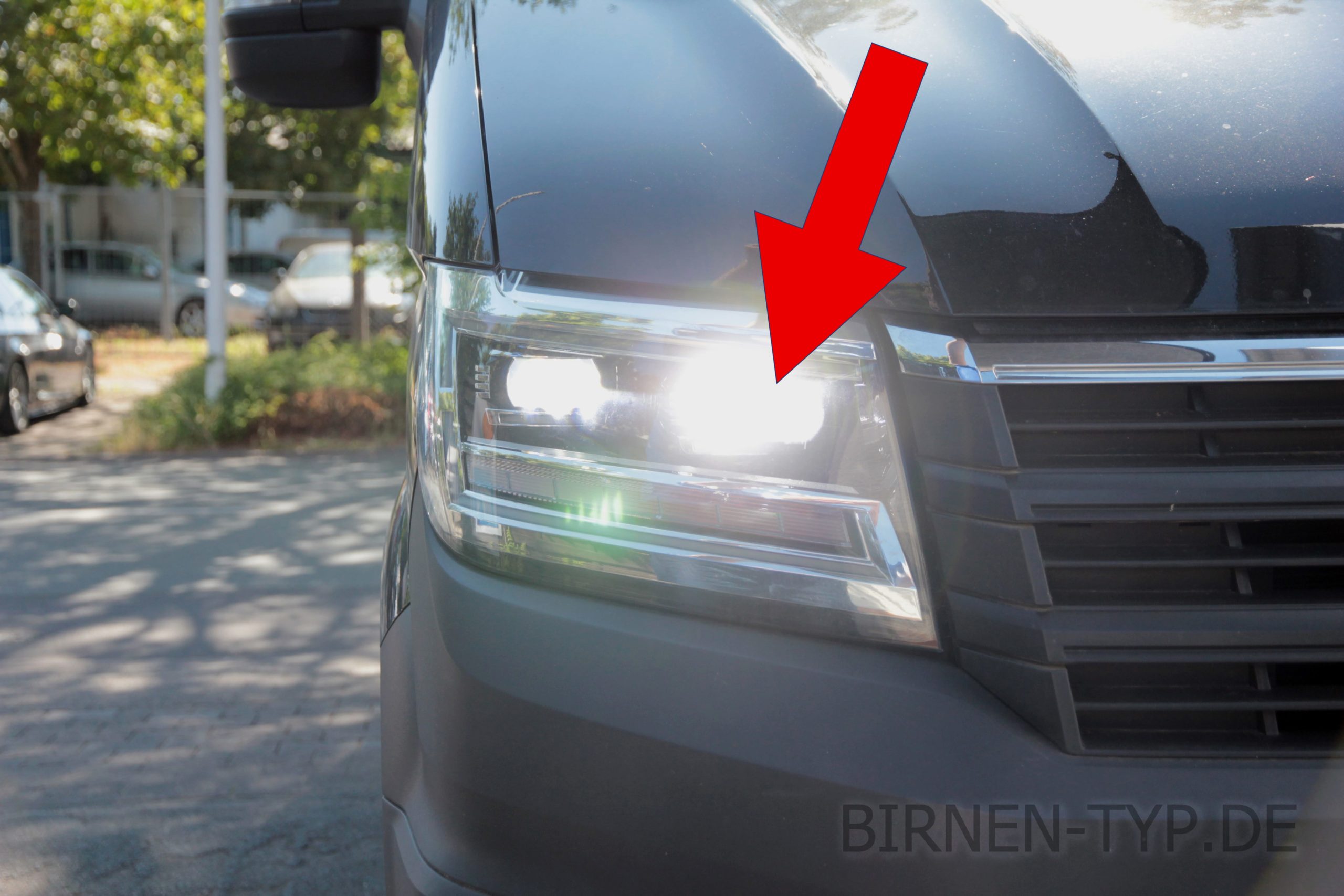 Fernlicht-Birne für den LED-Front-Scheinwerfer des Volkswagen VW Grand California 1 links bzw. rechts geht nicht Die richtige H15 -Birne kaufen