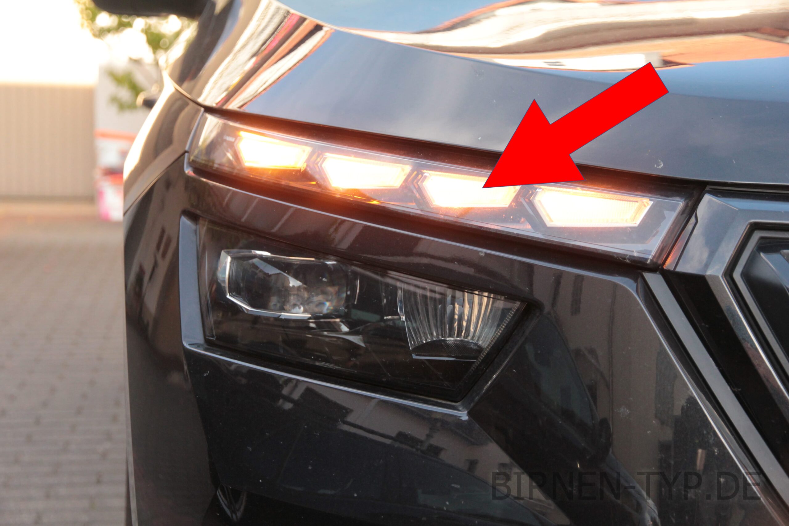 Die passende Blinker-Birne vorne links oder rechts im Voll-LED-Scheinwerfer des Škoda Kamiq 1 (2019-heute) ist diese LED )