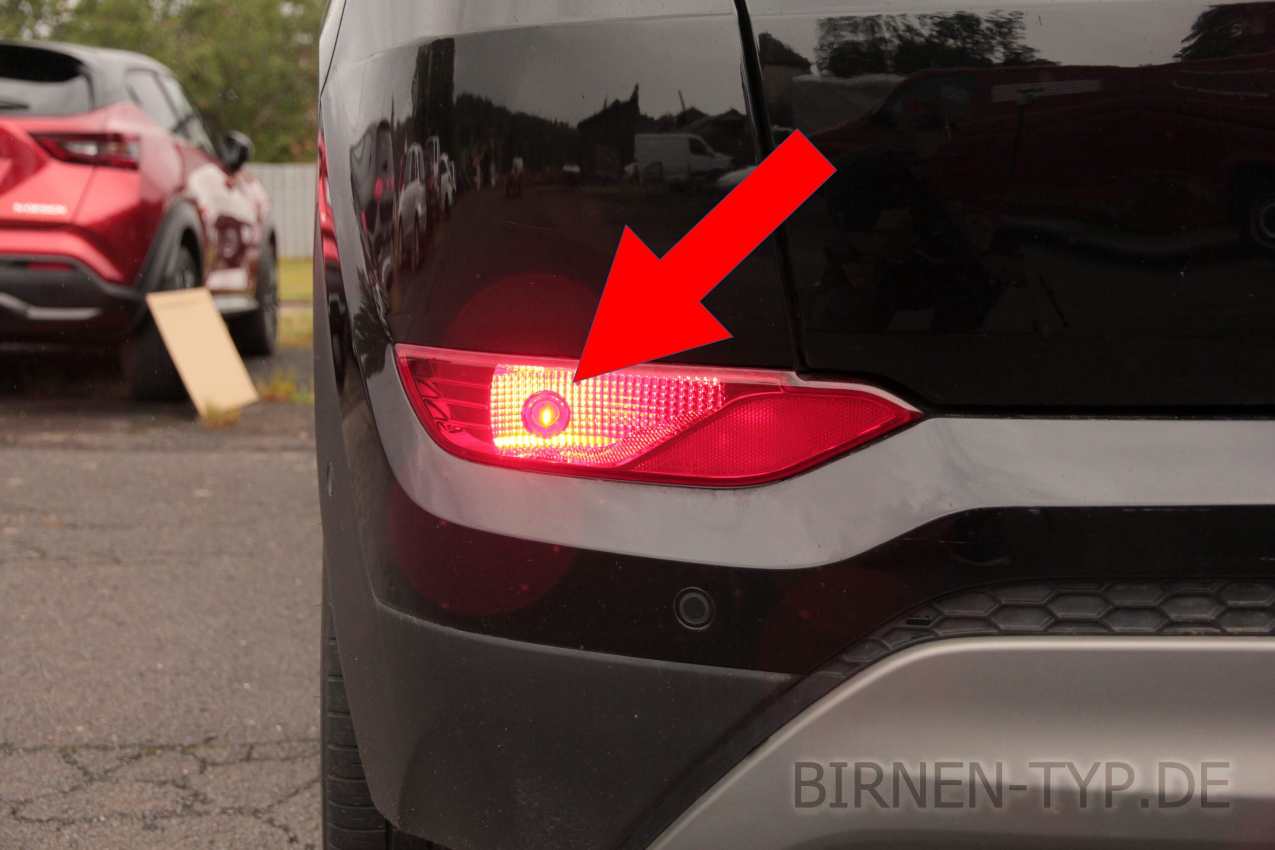 Nebelschlussleuchten-Birne hinten links oder rechts im Rücklicht des Hyundai Tucson 3 geht nicht Welche ist die korrekte Birne Bild 1 P21W