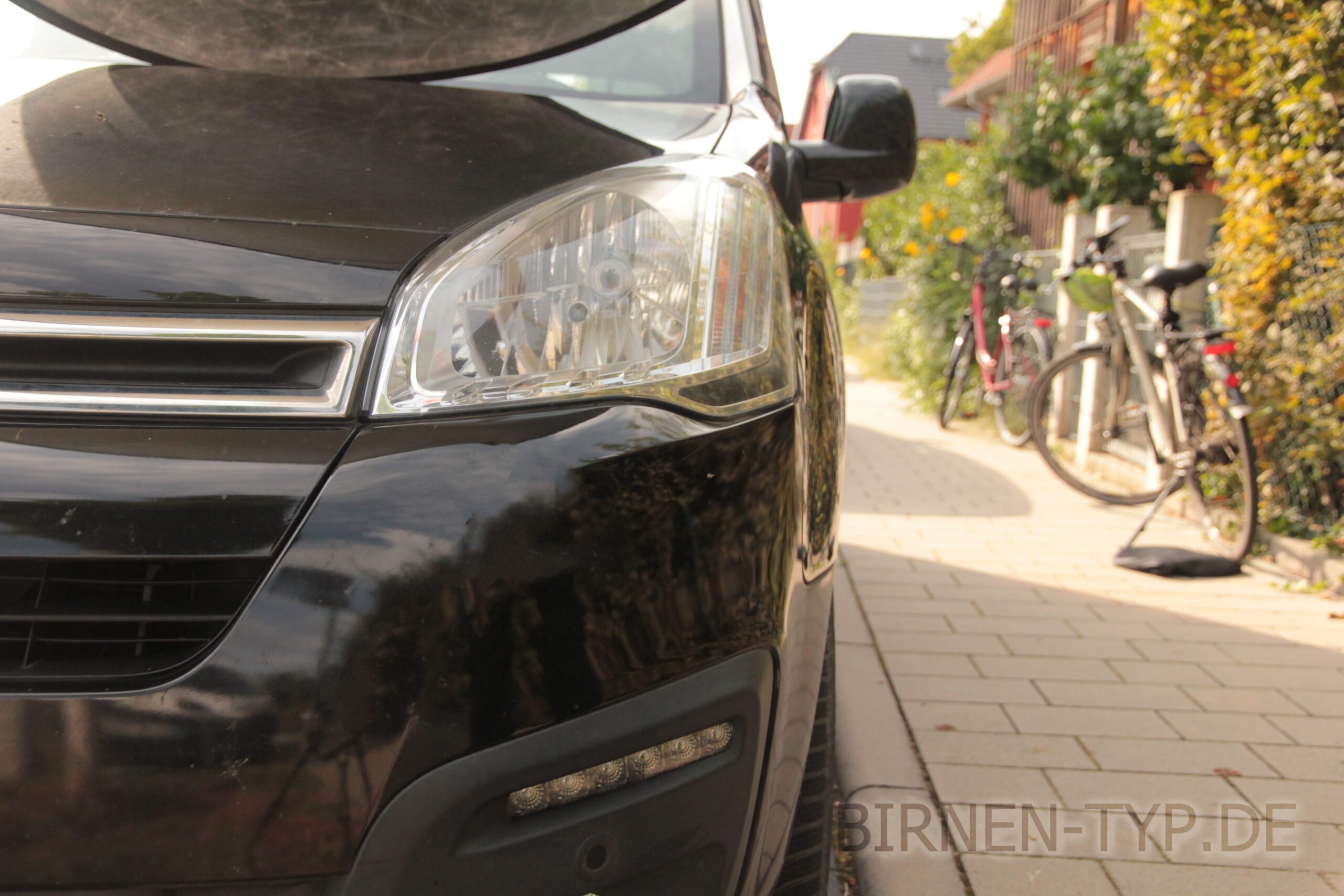 So sieht der Facelift (2012) Halogen-Scheinwerfer des Citroën Berlingo 2 B9 aus