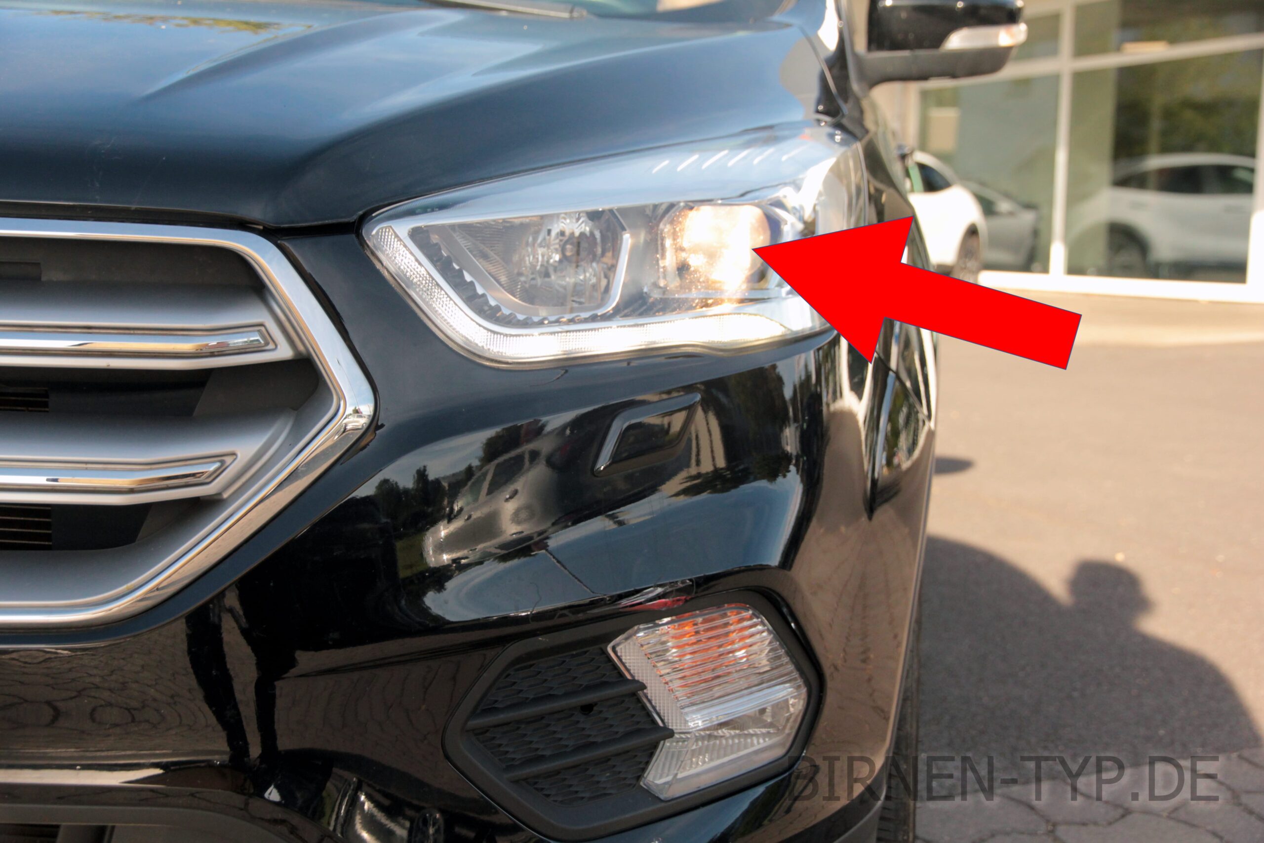 Tagfahrlicht-Birne für den Facelift Bi-Xenon-Front-Scheinwerfer des Ford Kuga MK2 2012 2019 links bzw. rechts ist defekt Die korrekte H15 od. LED-Birne kaufen