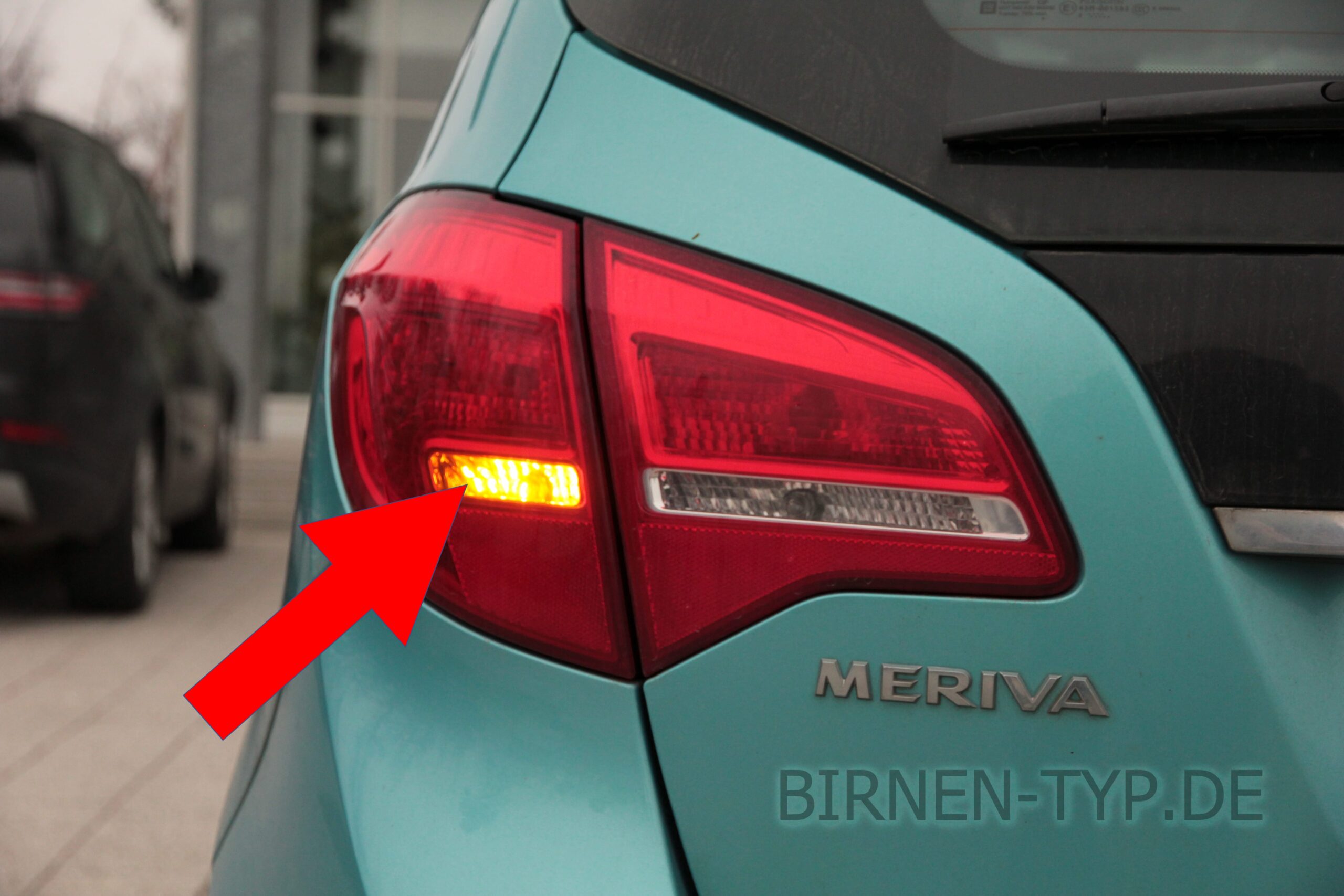 Blinker-Birne hinten links oder rechts im Rücklicht des Opel Meriva B geht nicht Welche ist die korrekte Birne W16W Wackelkontakt