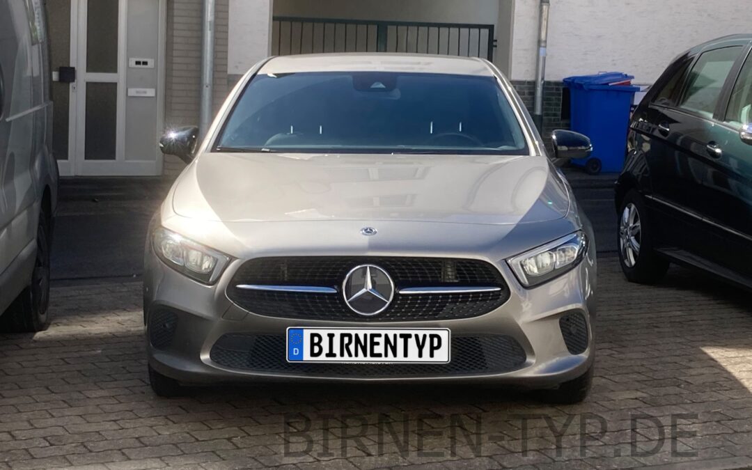 Front-Ansicht des Mercedes-Benz A-Klasse 4 Baujahr von 02-2018 bis heute vorne