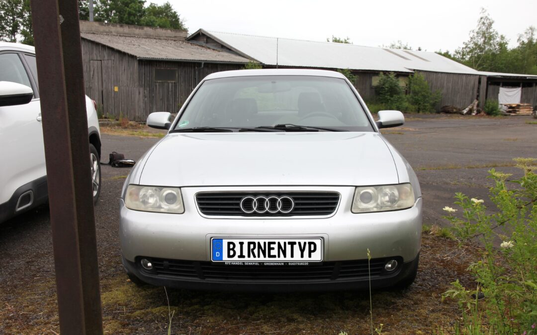 Front-Ansicht des Audi A3 1. Gen. Baujahr von 09-1996 bis 09-2006 vorne 17973